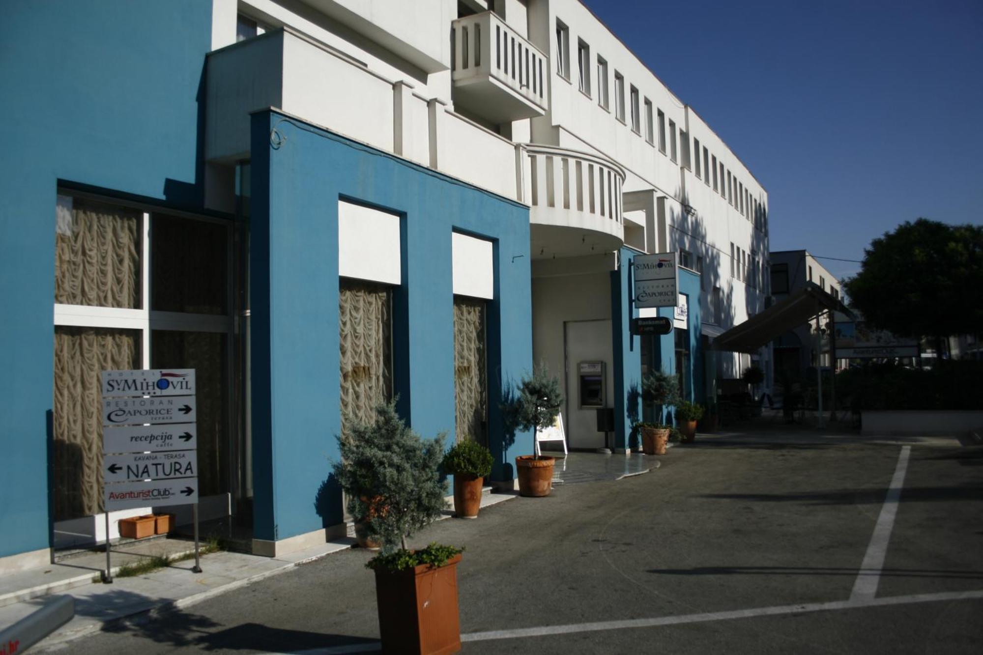 Hotel Sv. Mihovil Trilj Exterior photo